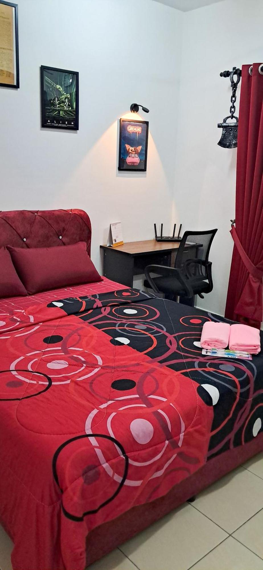 The Red Room Alanis Residence Sepang Exterior photo